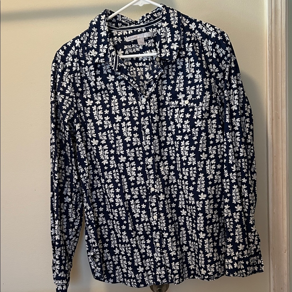 Old Navy women’s floral print blouse